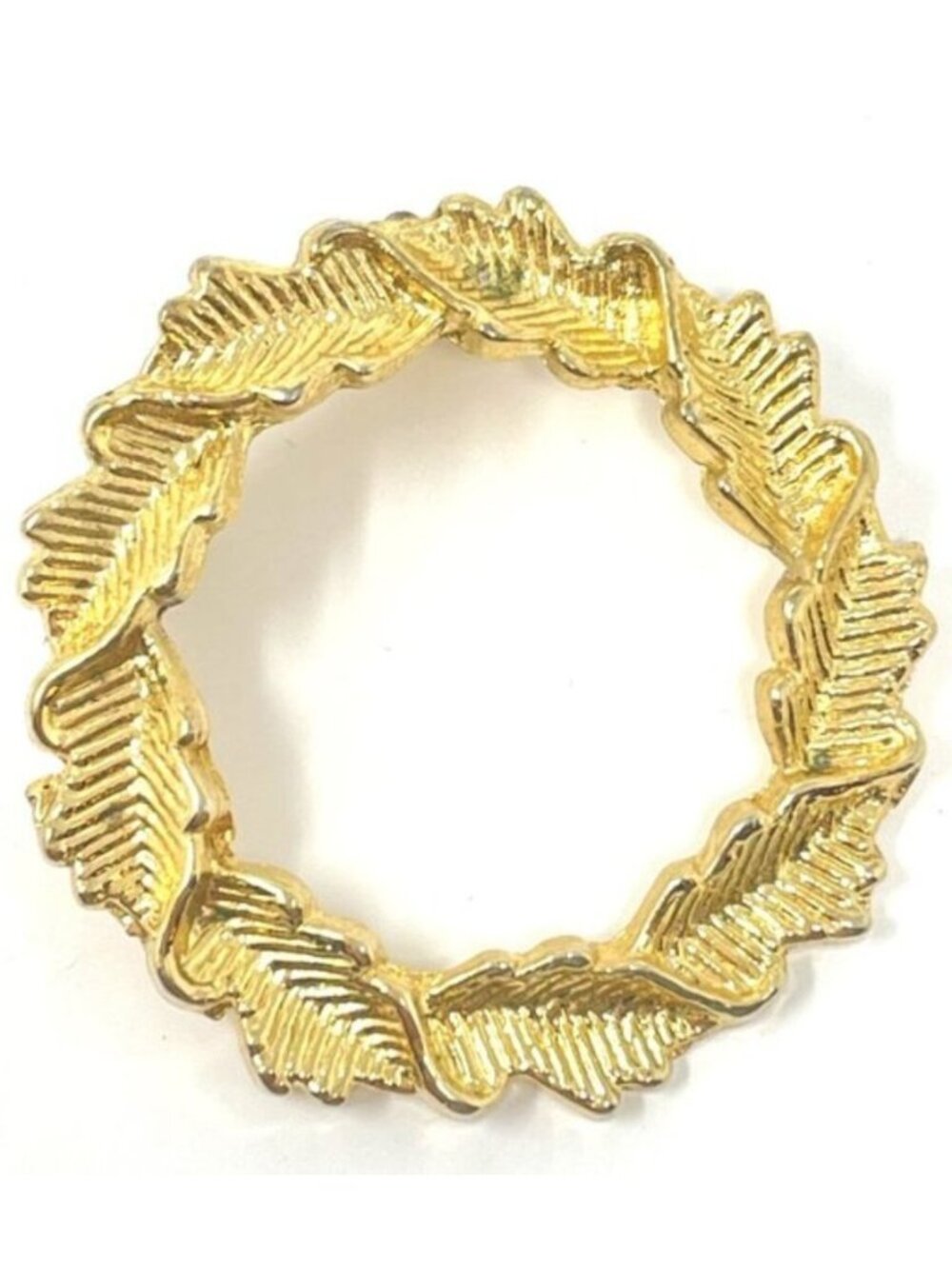 Leaf Wreath Brooch Vintage Costume Jewelry Gold Tone Round Textured Marked